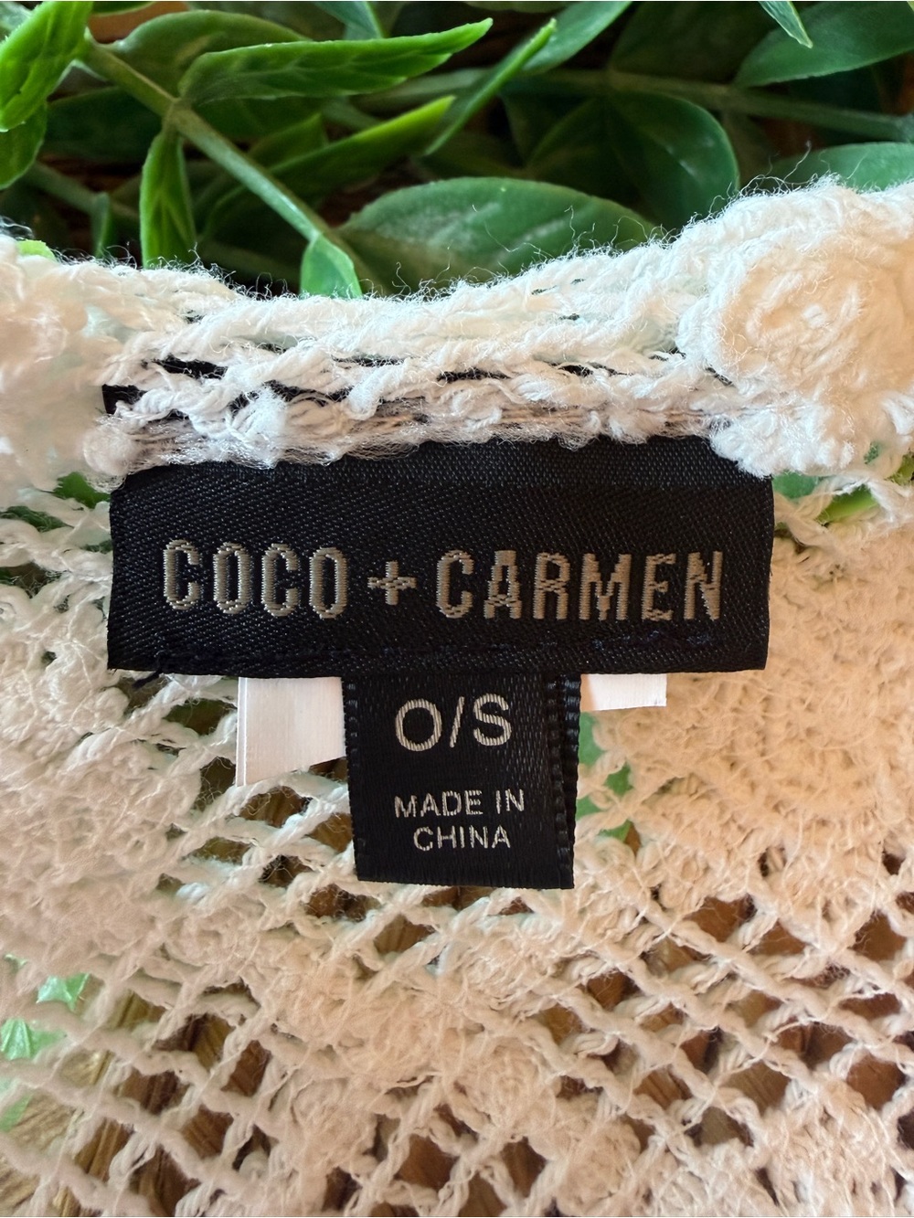 Coco + Carmen White Flower Crochet V-Neck Tunic One Size - Picture 2 of 12